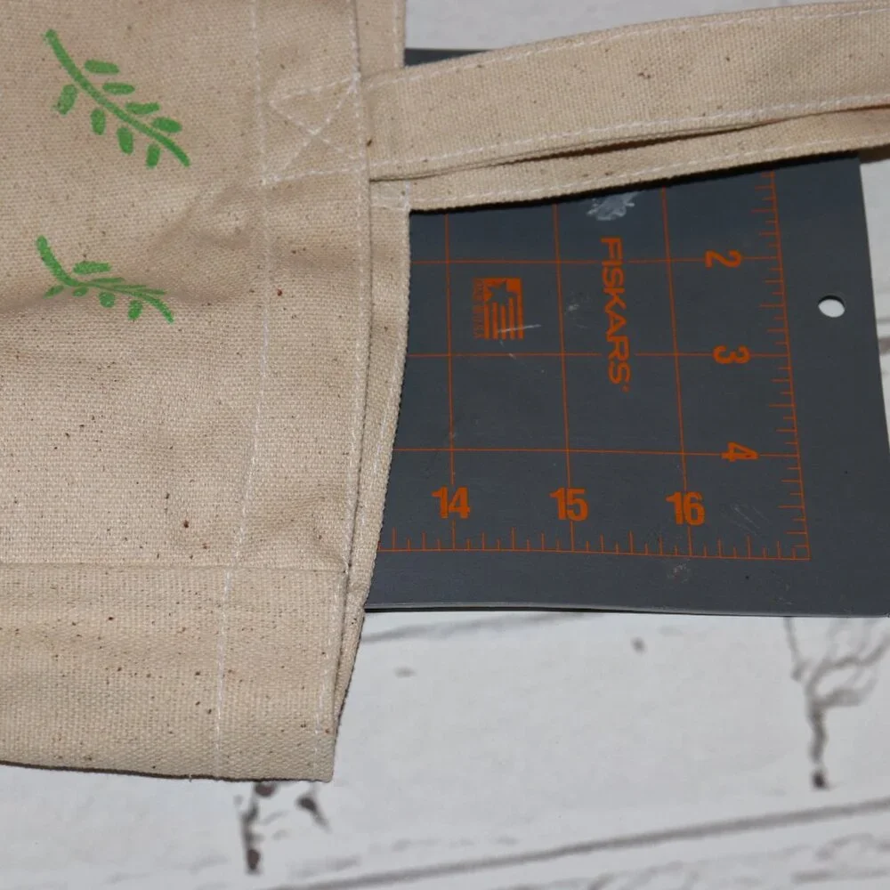 🐘 Noah’s Ark Canvas Tote Bag · 13x19